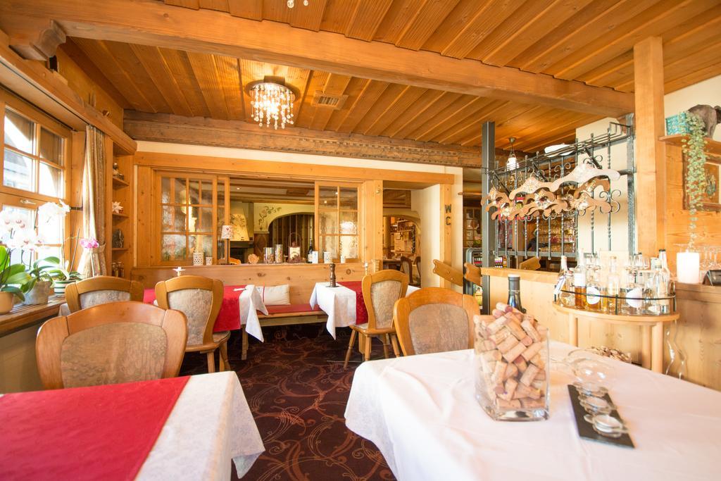 זדרון Hotel Soliva מראה חיצוני תמונה
