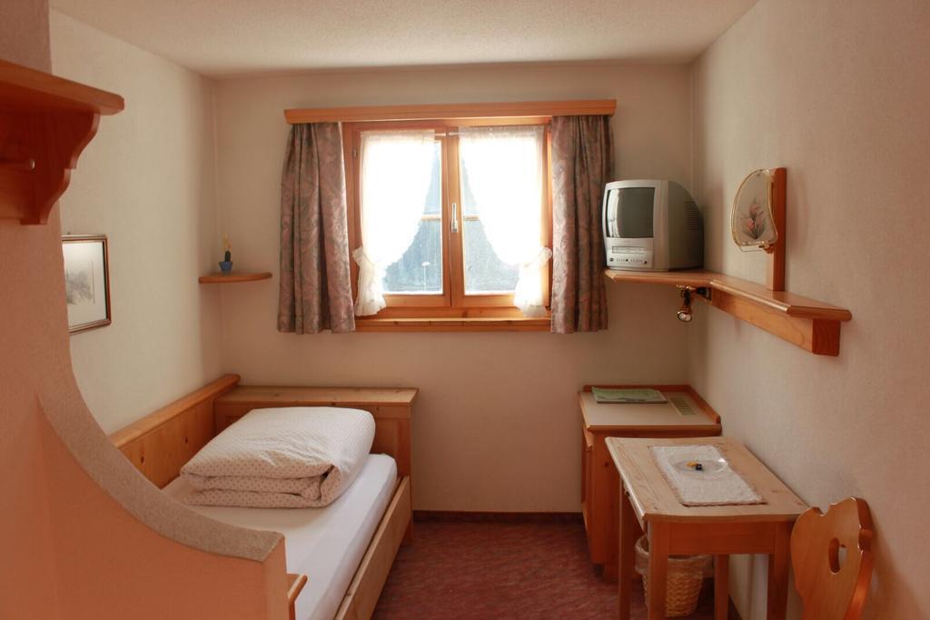 זדרון Hotel Soliva מראה חיצוני תמונה